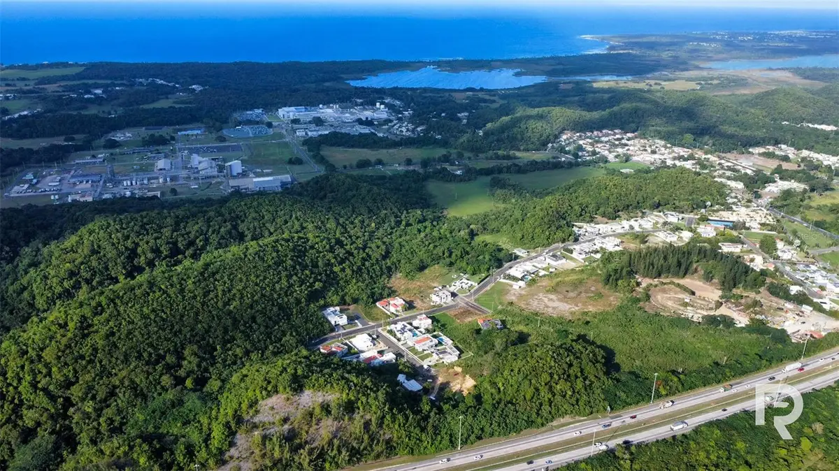 686 Urb. Reparto Rosello #67, Manati, PR 00674 - Image #1