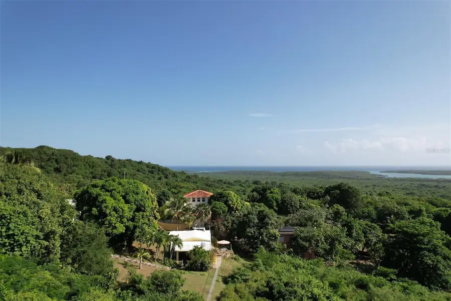 Number 28 Destino, Vieques, PR 00765 - Image #2