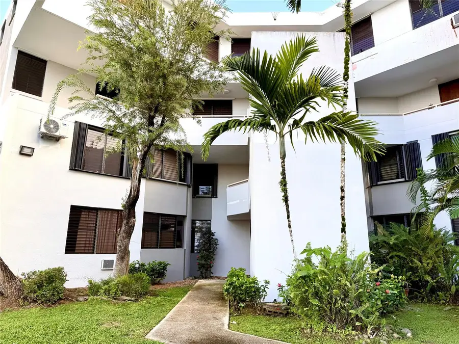 1306 AVE. MONTE CARLO Portal De La Reina #224, San Juan, PR 00924 - Image #2