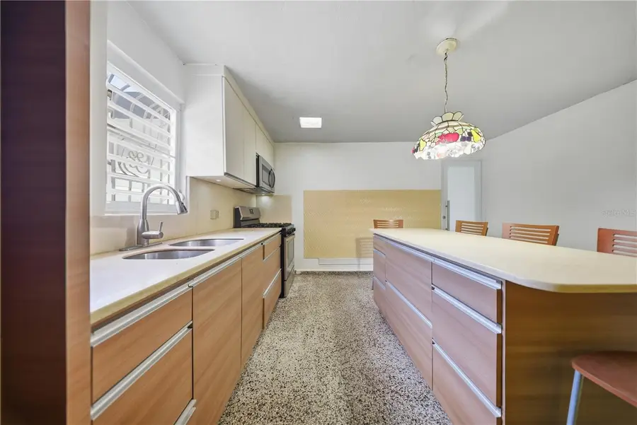 COMM MIRANDA Bo. Almirante Sur #249, Vega Baja, PR 00693 - Image #2