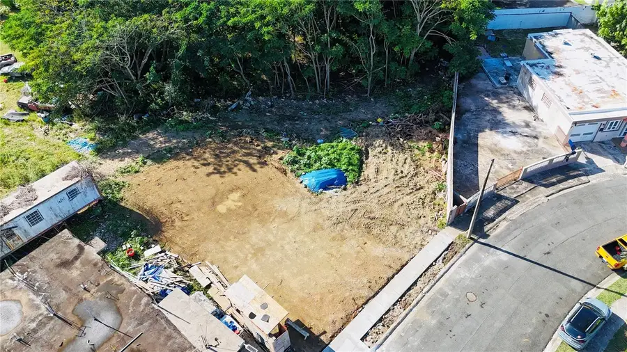 Urb. Jardines De Loiza C-8, Loiza, PR 00772 - Image #2