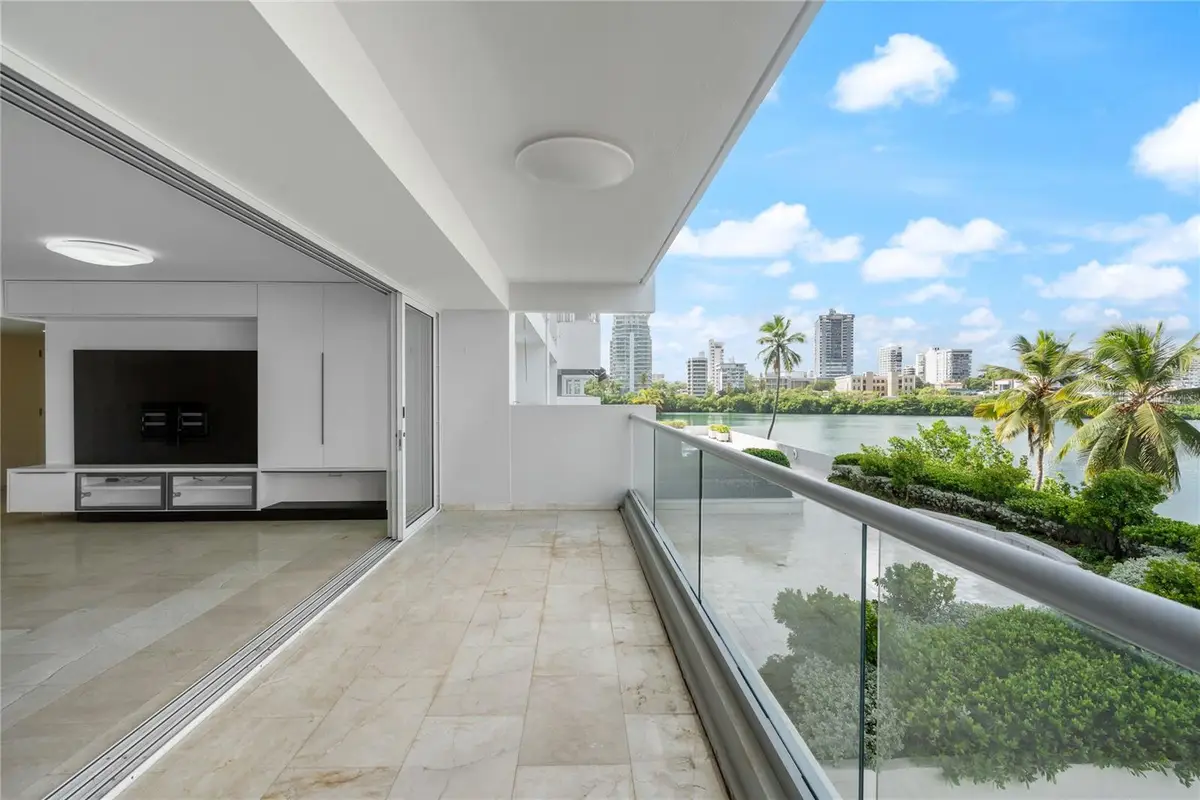 #6 Mariano Ramrez Bages - Laguna Terrace #1, San Juan, PR 00907 - Image #1