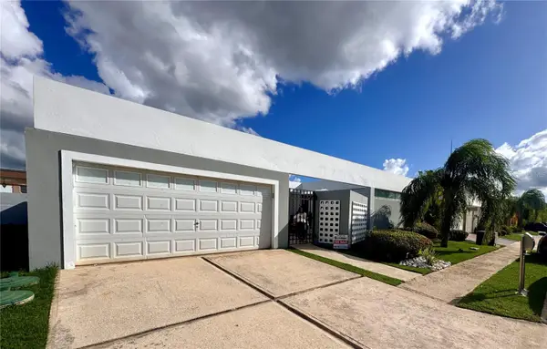 Ciudad Jardn III Calle Verbena #430, TOA ALTA, PR 00953