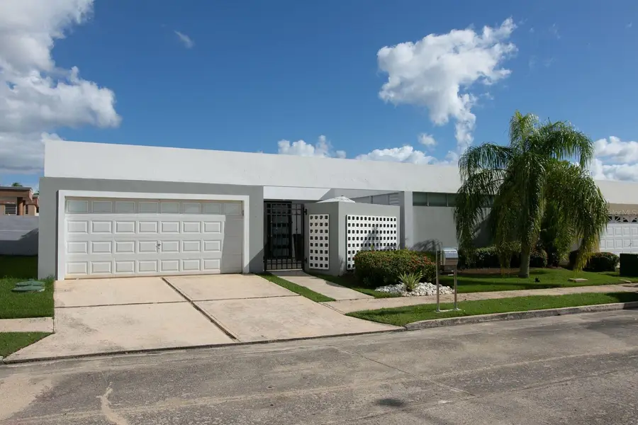 Ciudad Jardn III Calle Verbena #430, Toa Alta, PR 00953 - Image #2