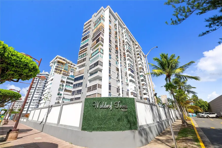 4123 Isla Verde Ave, Waldorf Tower #PH-4, Carolina, PR 00979 - Image #2