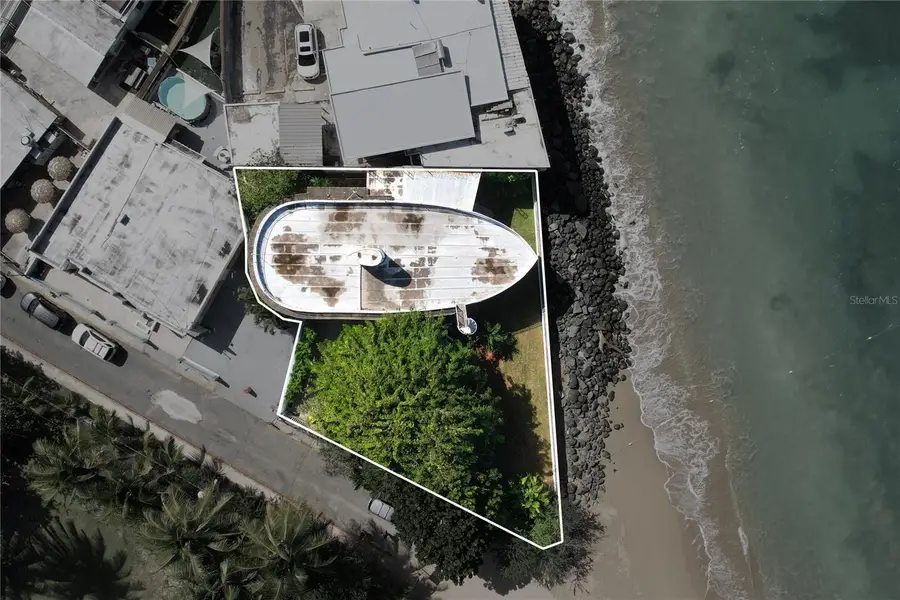 Casa Barco Calle Mar Bella, Vega Baja, PR 00693 - Image #2