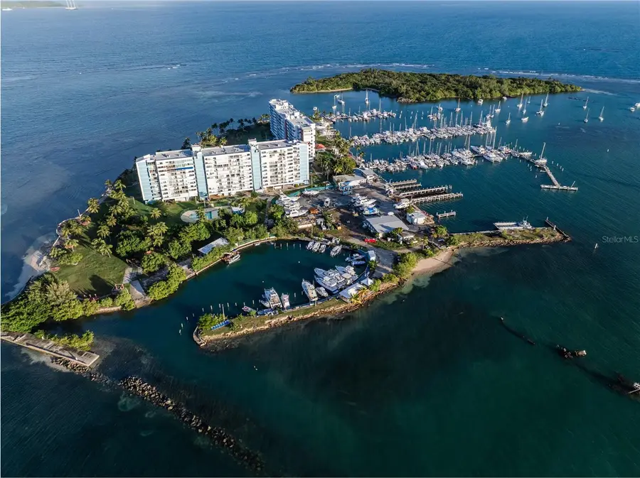 T2 Cond Isleta Marina #8K, Fajardo, PR 00738 - Image #2