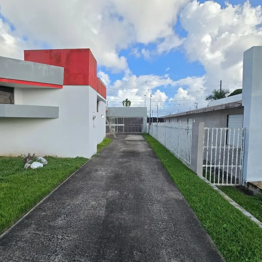 27 Fidelidad, Caguas, PR 00725 - Image #2