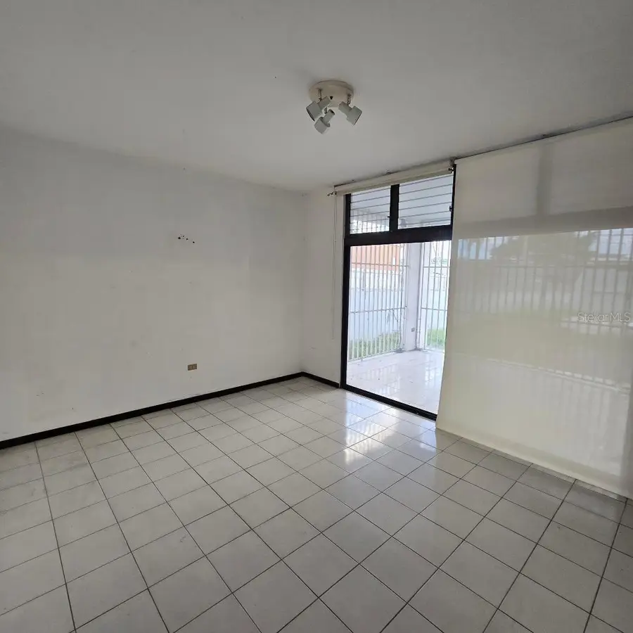 27 Fidelidad, Caguas, PR 00725 - Image #3