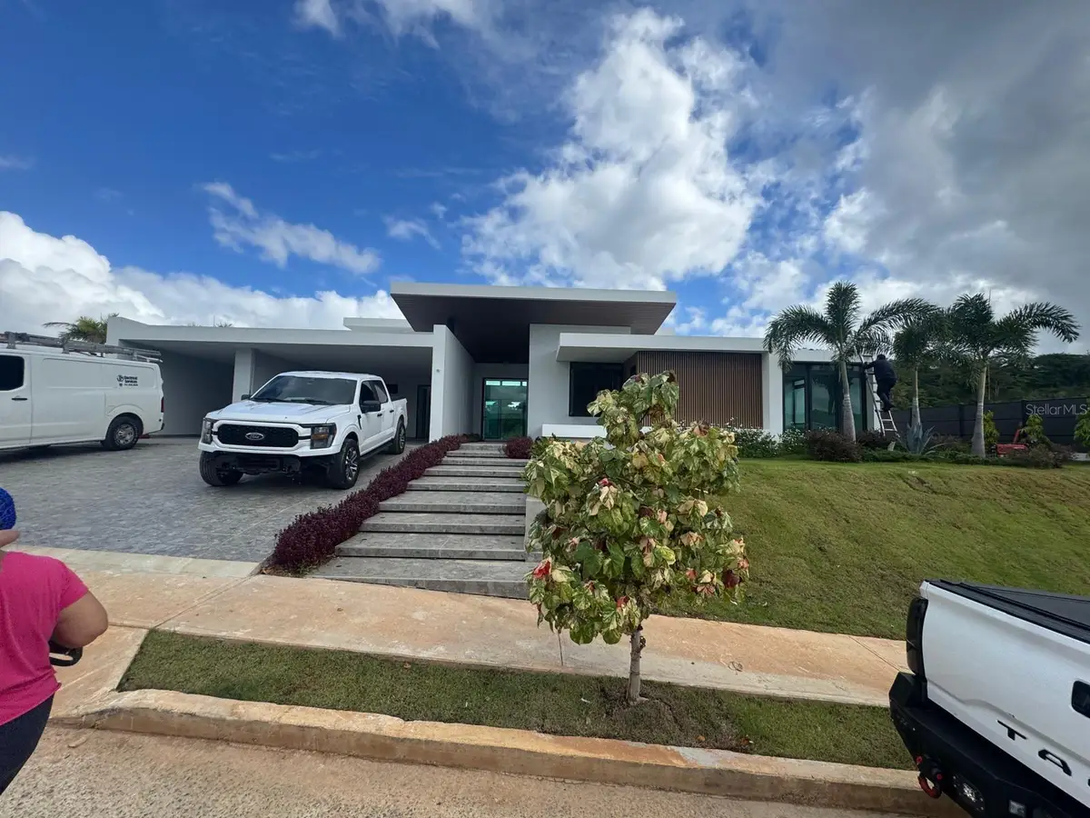 Monte azul Monteazul, Guaynabo, PR 00969 - Image #1