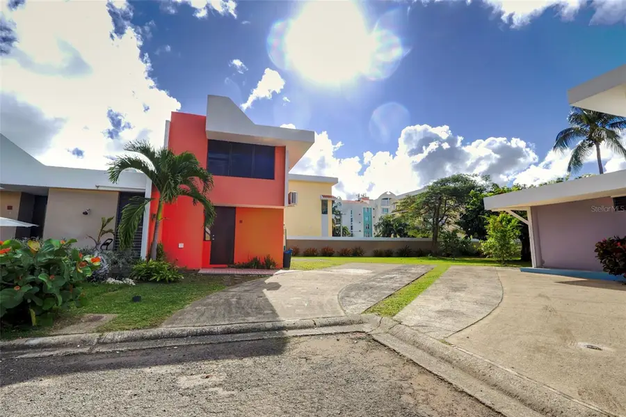152 Plaza Virgen Gorda, Luquillo, PR 00773 - Image #2