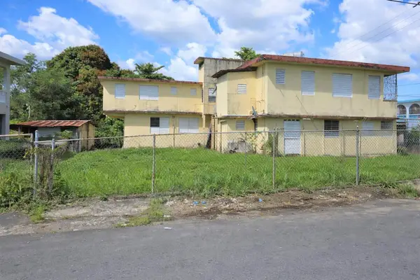 Calle Colon Vanscoy Lote Bb-4, TOA ALTA, PR 00953