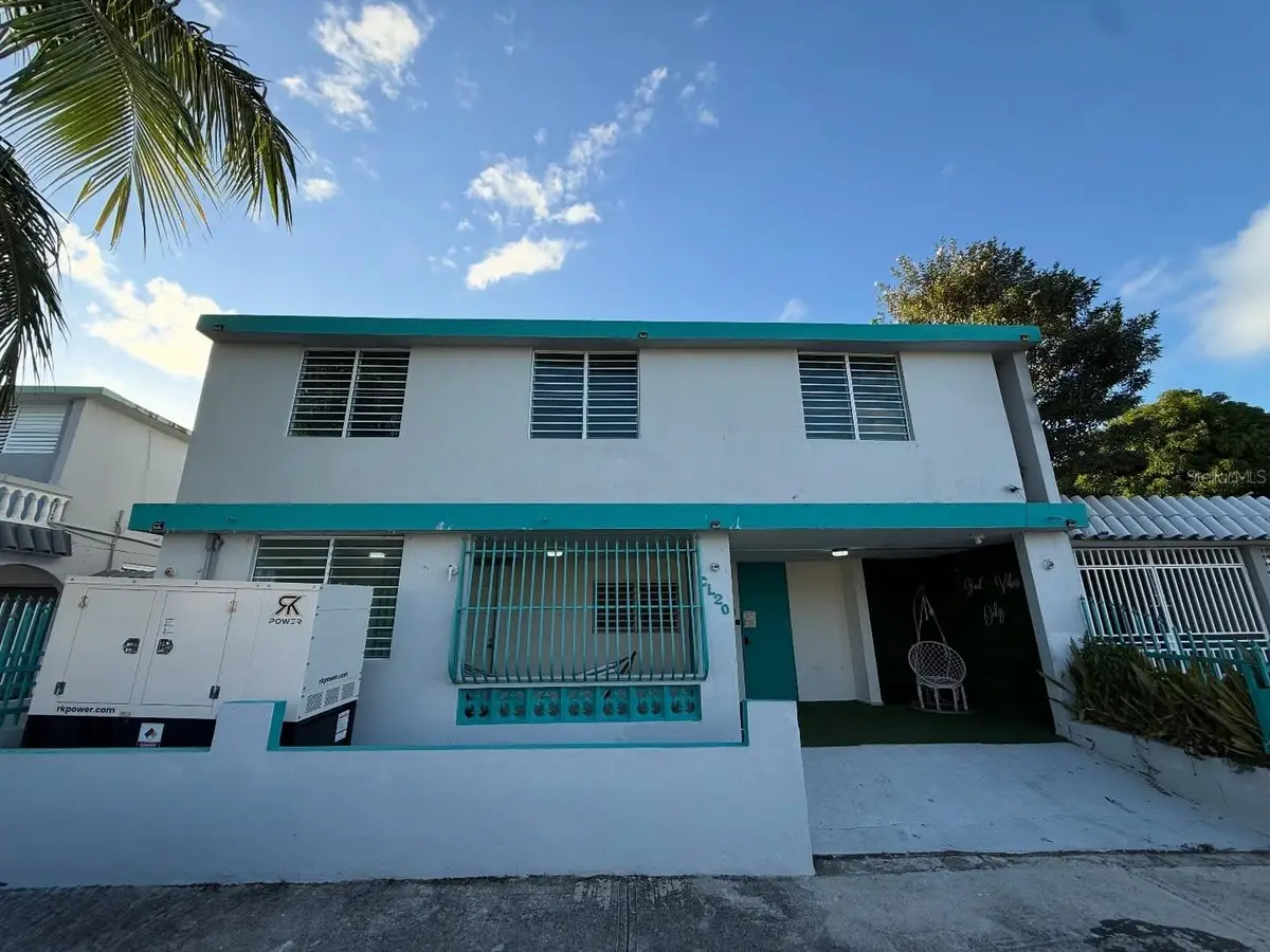 Jardines de Country Club Calle 149 Cl20, Carolina, PR 00983 - Image #1