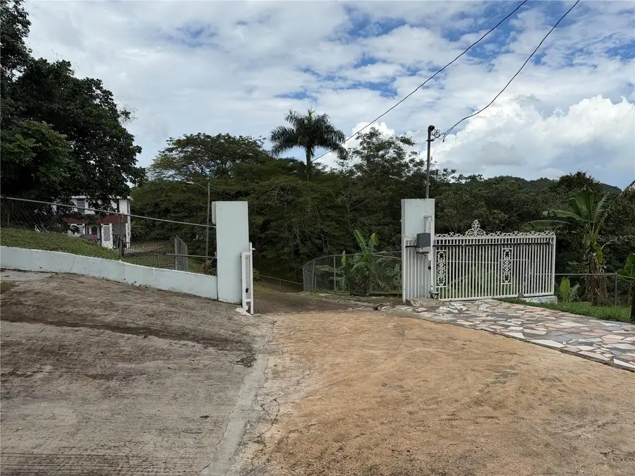 PR 830 Sect Alvarado, Bayamon, PR 00956 - Image #2
