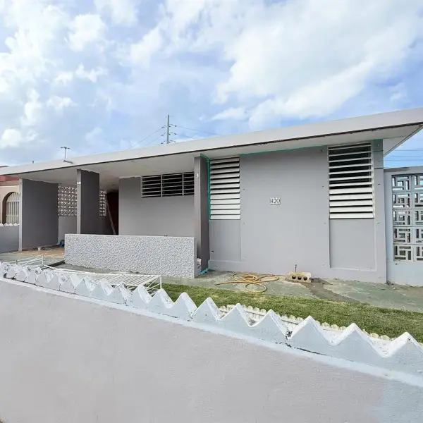 Calle Amapola Urbanizacion Villa Serena, ARECIBO, PR 00612