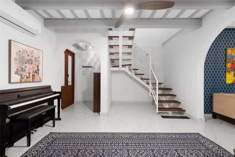 17 Caleta De Las Monjas #1B, San Juan Antiguo, PR 00901 - Image #2