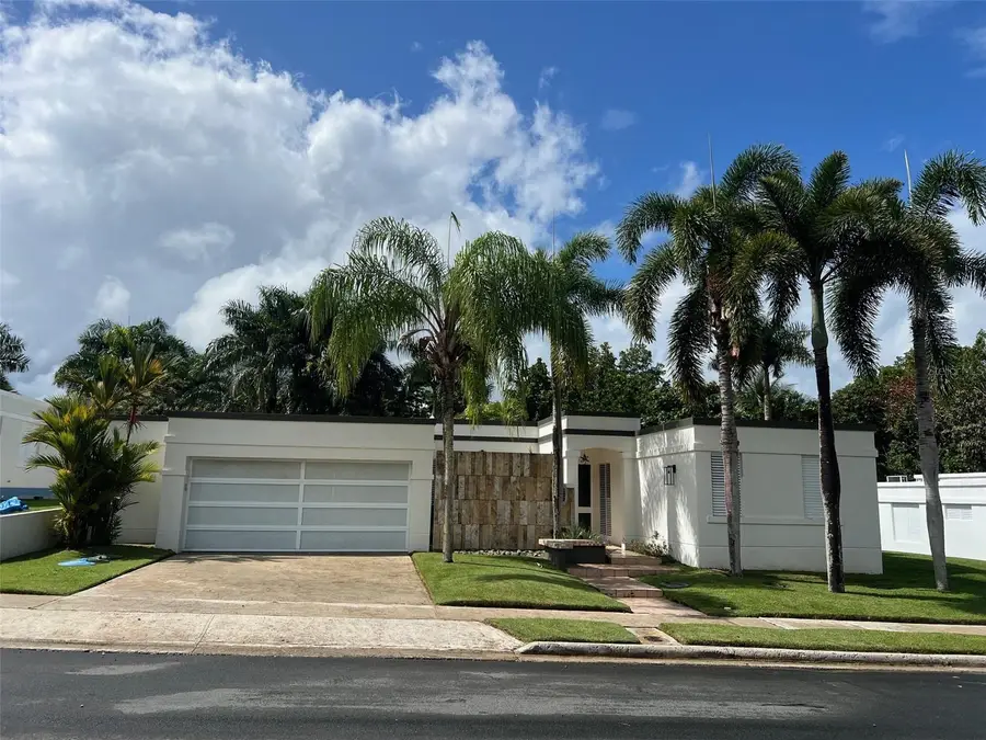 4 Street Street #D-9, Guaynabo, PR 00969 - Image #2