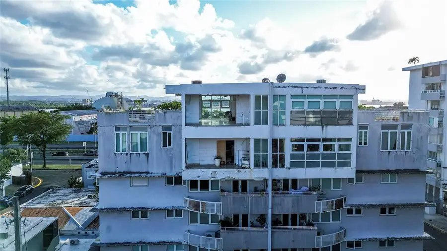 Miramar Naranjos #PH-1, San Juan, PR 00907 - #2