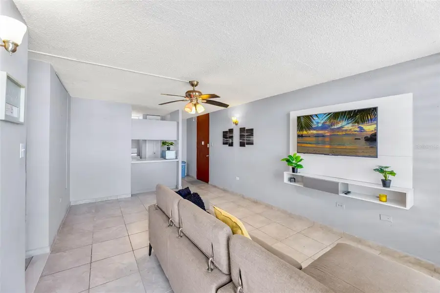 ZURANA ST. Cond. Jardines De Berwin #APT. D-402, San Juan, PR 00924 - #3