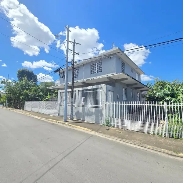 44 Jose De Diego St Bo Amelia, GUAYNABO, PR 00969