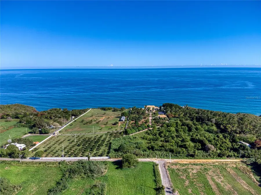 4 Calle Vista Real Solar A, Quebradillas, PR 00678 - #3