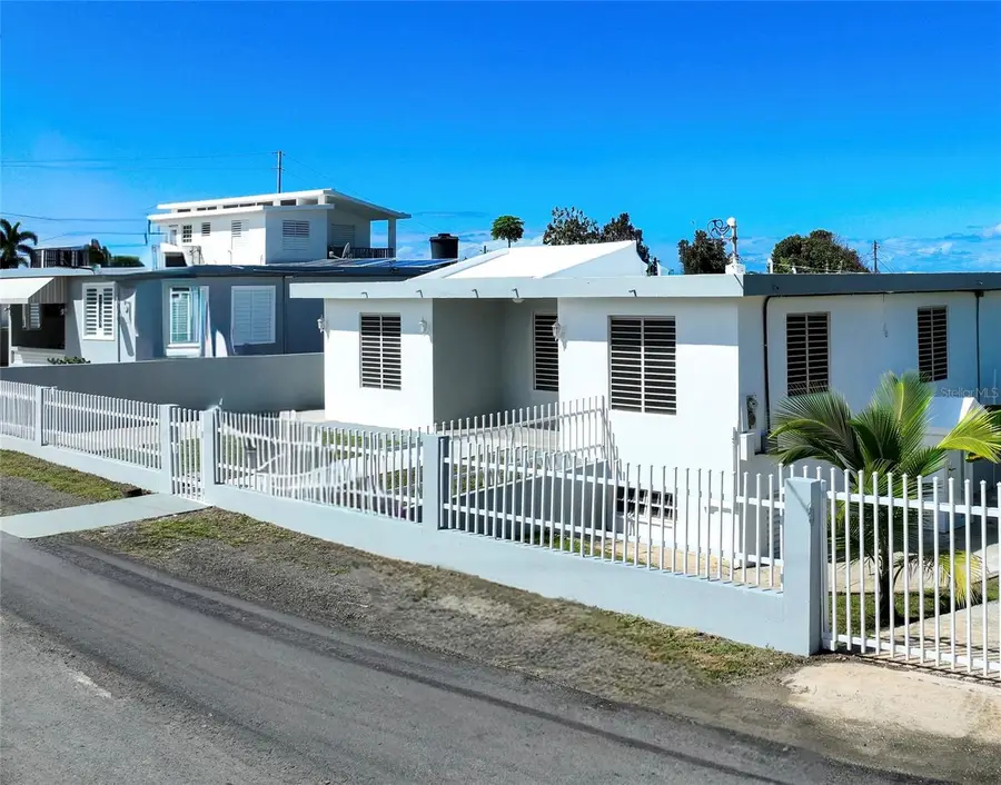 Urb. Las Tres T Guayabos, Isabela, PR 00662 - #2