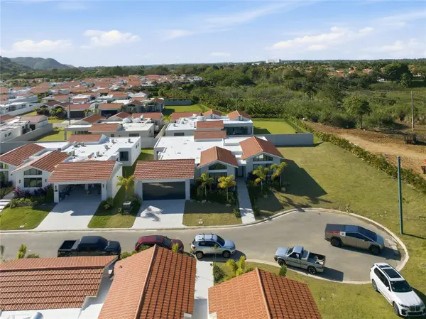 804 Camino De Las Verbenas, DORADO, PR 00646