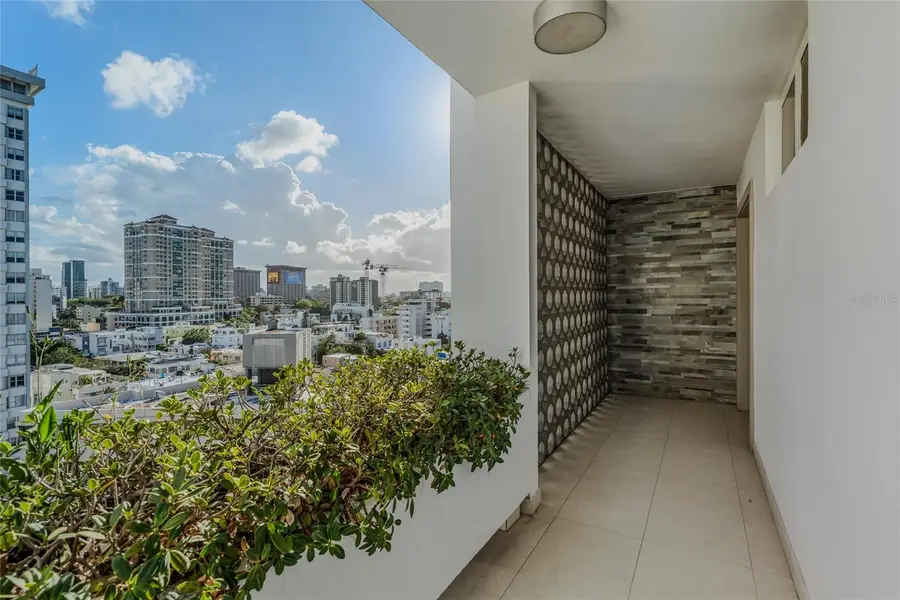 54 Kings Court St #10-A, San Juan, PR 00911 - #2