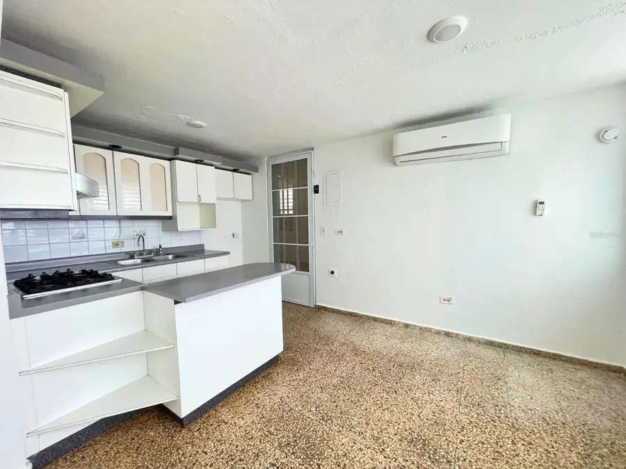 CALLE 33 Ext Verde Mar #856, Humacao, PR 00791 - #3