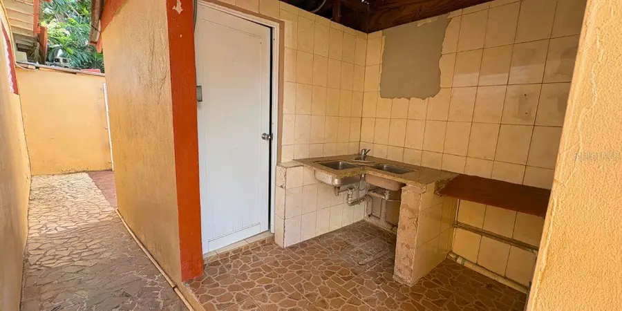 Comm Elizabeth # 489, 20t 20th St Puerto Real,, Cabo Rojo, PR 00623 - #3