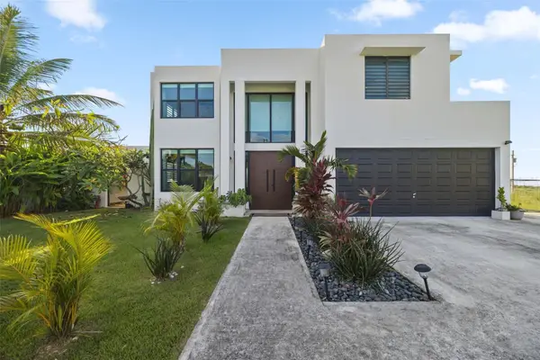 1893 Avenida Manuela Lamela Abreu, ISABELA, PR 00662