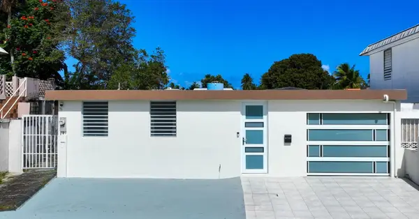 E2351 Levittown, TOA BAJA, PR 00949