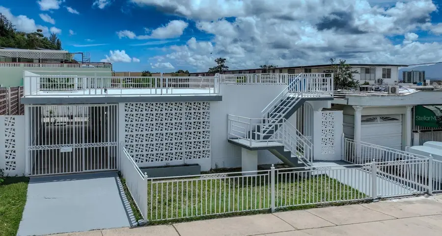 N-14 Eduardo Kercado, Carolina, PR 00987 - #3