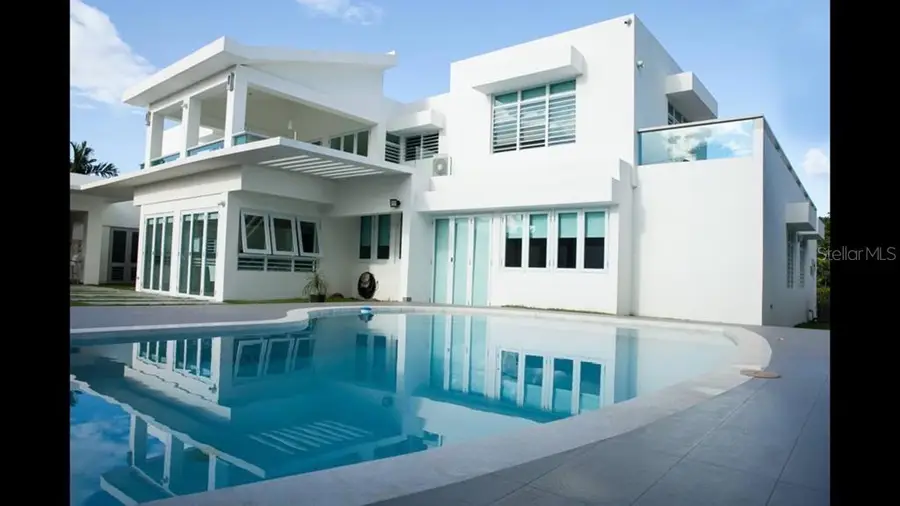 116 Trinitaria, San Juan, PR 00927 - #2