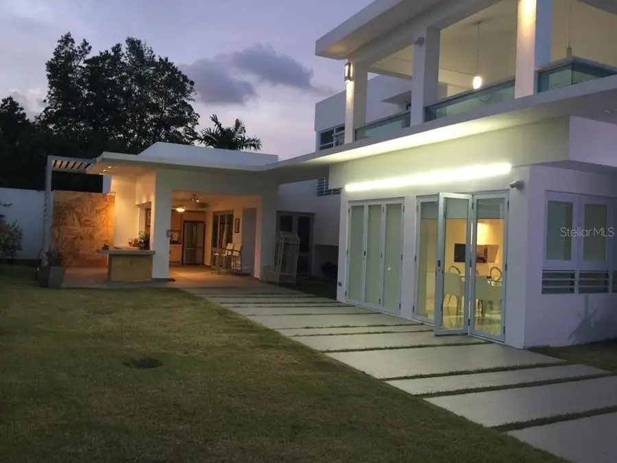 116 Trinitaria, San Juan, PR 00927 - #3