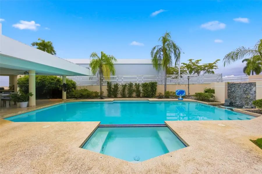 street 3 Paseo Las Vistas, San Juan, PR 00926 - #2