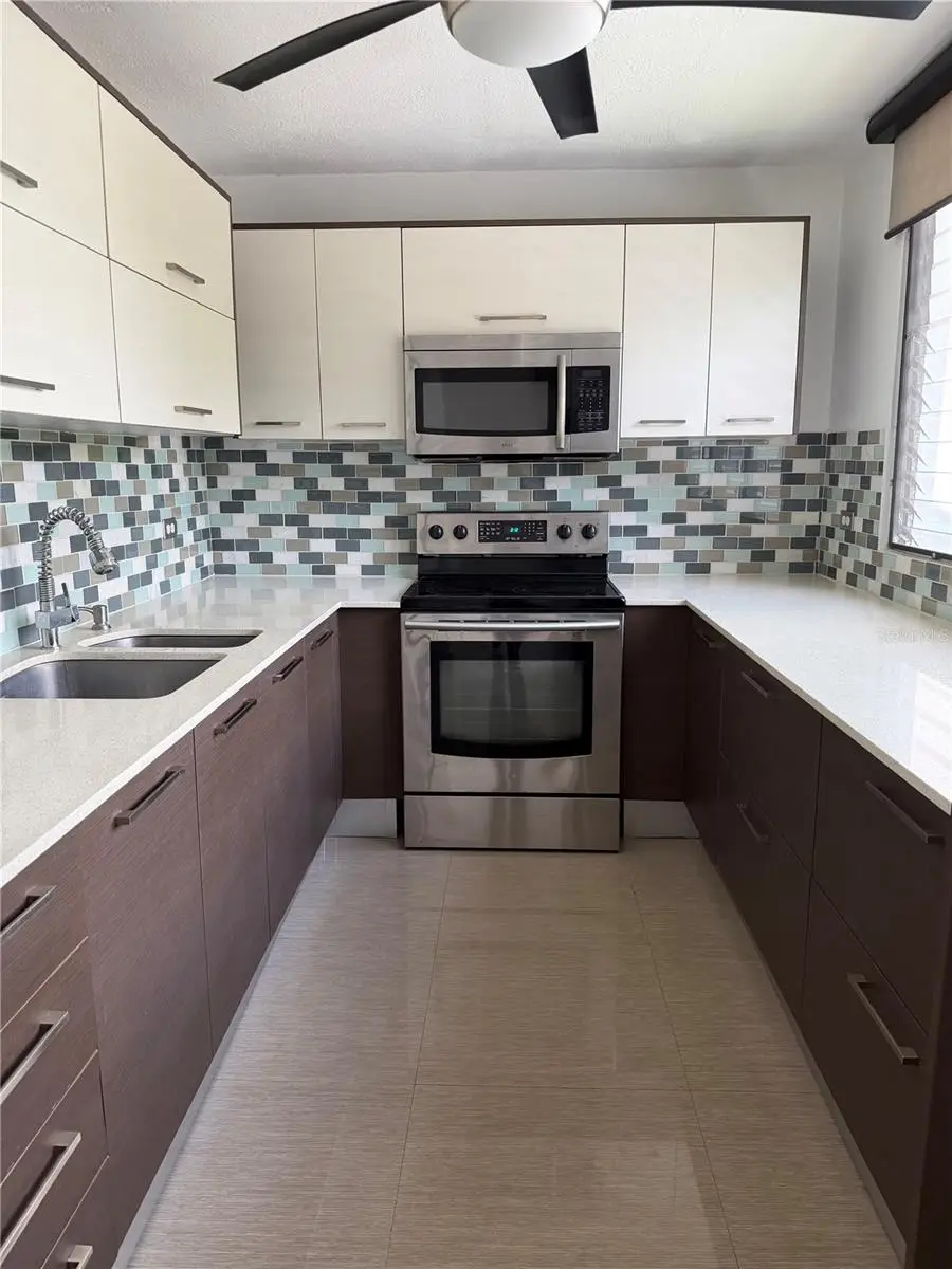 100 Carmen Hills Dr Beverly Hills Court #PH, Guaynabo, PR 00969 - #3