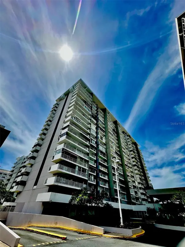 5869 Isla Verde #810, CAROLINA, PR 00979