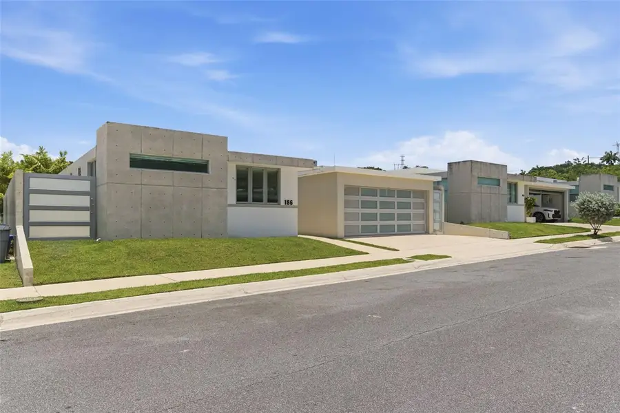 MONTECIELO Lyra St., Guaynabo, PR 00971 - #2