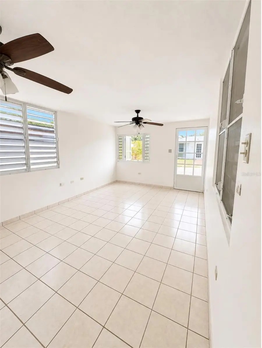 Calle I-13 S Urb. Palmas Del Sol #I-13, Lares, PR 00669 - #2
