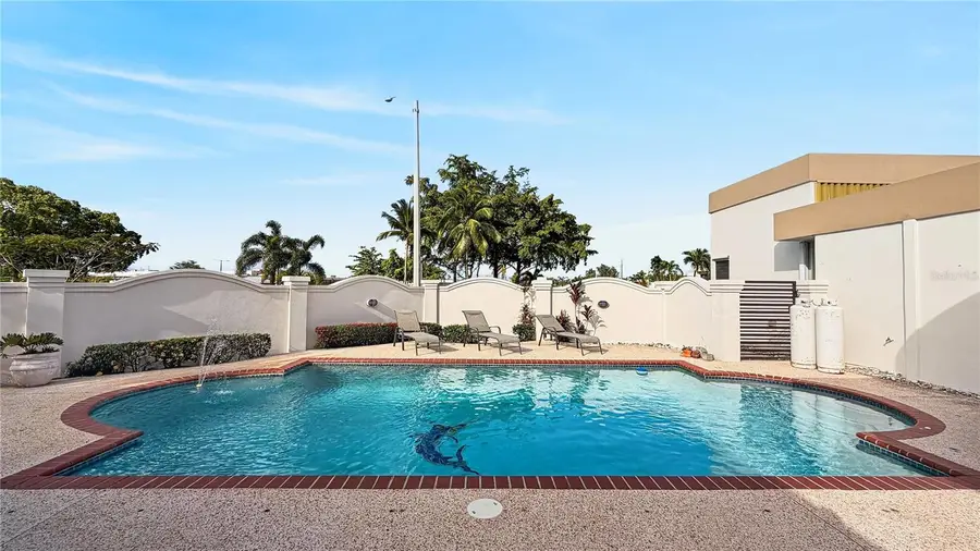248 Calle Trinitaria, Ciudad Jardn, Carolina, PR 00987 - #3