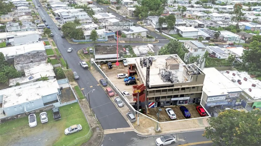1 Hnas Davila, Betances Esq A D, Bayamon, PR 00959 - #3