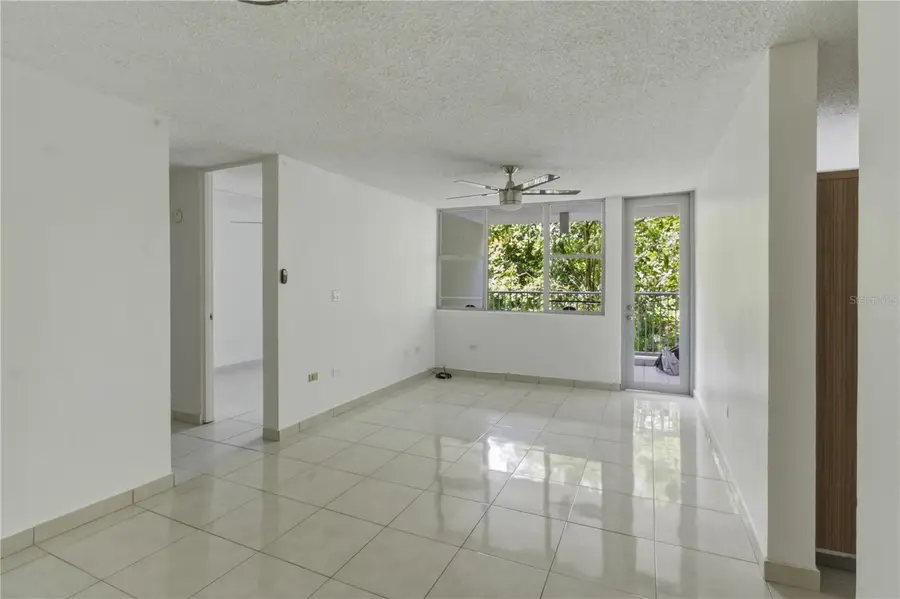 17 Regina Medina #B-208, Guaynabo, PR 00969 - #2