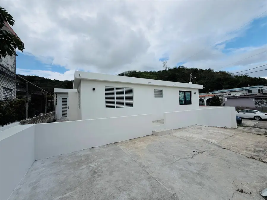 TRIPLEX HOUSE  Calle 5 D1 Ext. Buso, Humacao, PR 00791 - #3