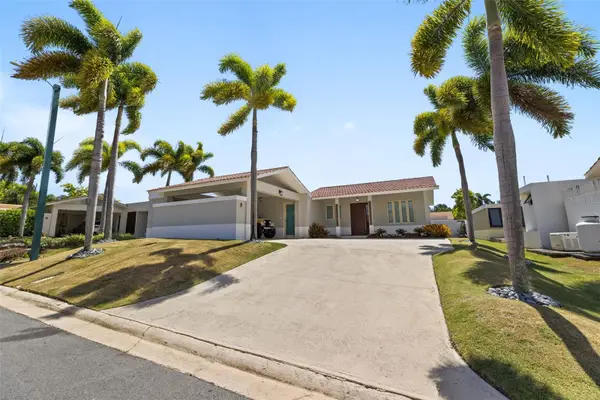 112 Camino De Los Lotos, DORADO, PR 00646