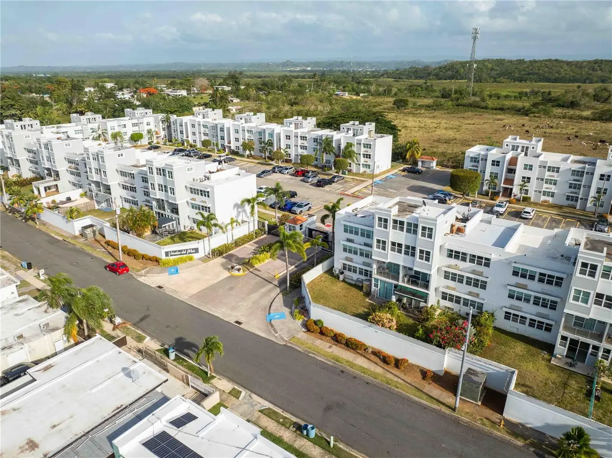 500 Veredas Del Mar Cll Jurel #I-307, Vega Baja, PR 00693 - #1