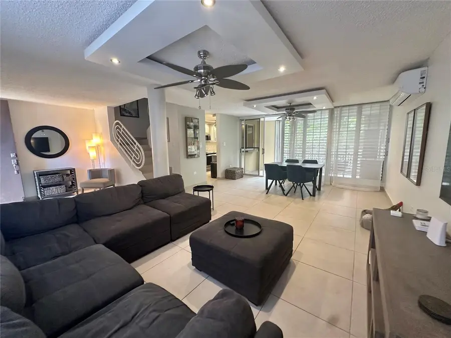 Villas de Parkville I Lopategui #CCPH1, Guaynabo, PR 00969 - #2