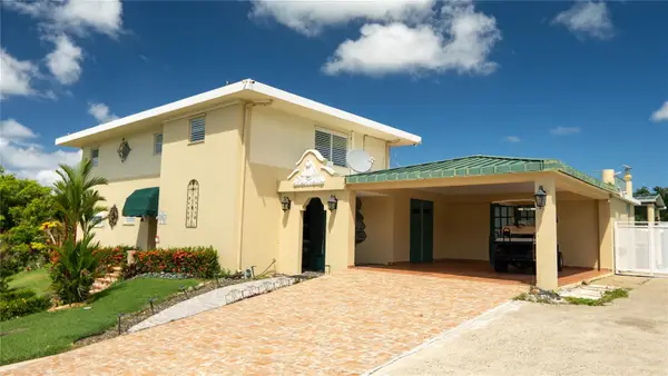 #12 Calle Central Hacienda Margarita, LUQUILLO, PR 00773