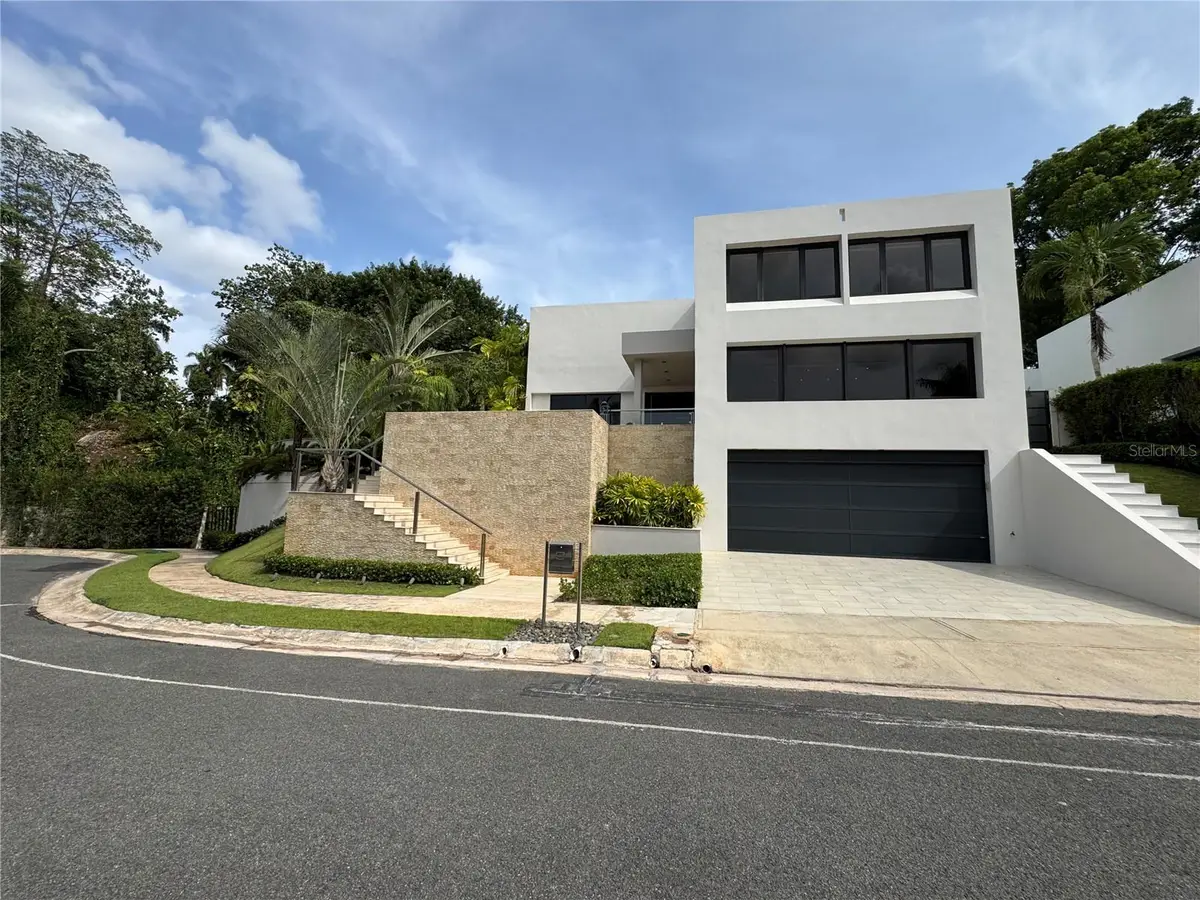 #9 Palma Real Estancias De Torrimar, Guaynabo, PR 00966 - #1