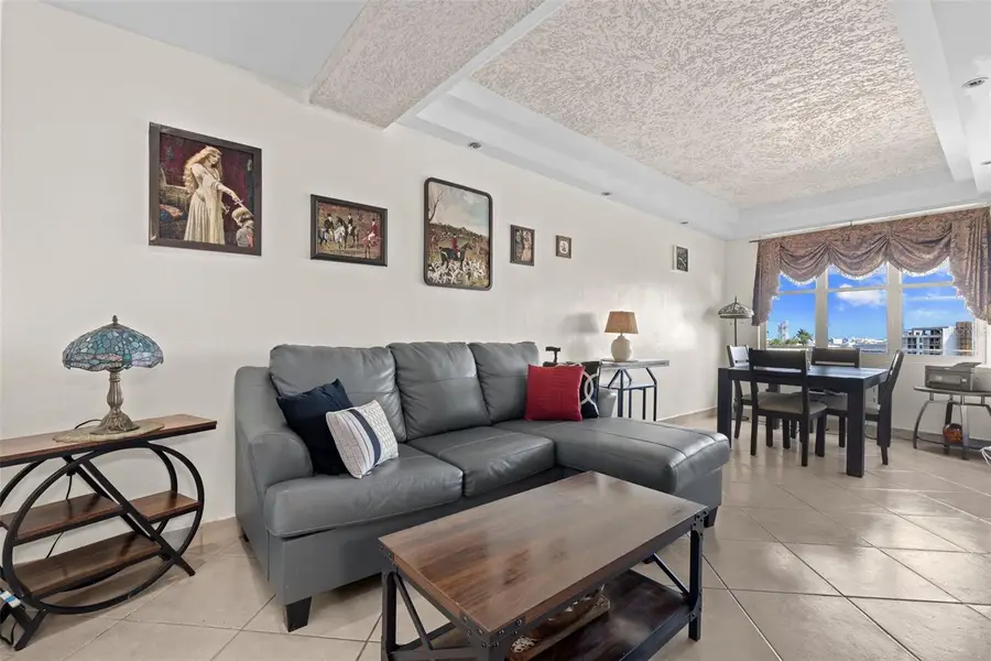 600 Fernandez Juncos #5, San Juan, PR 00907 - #3
